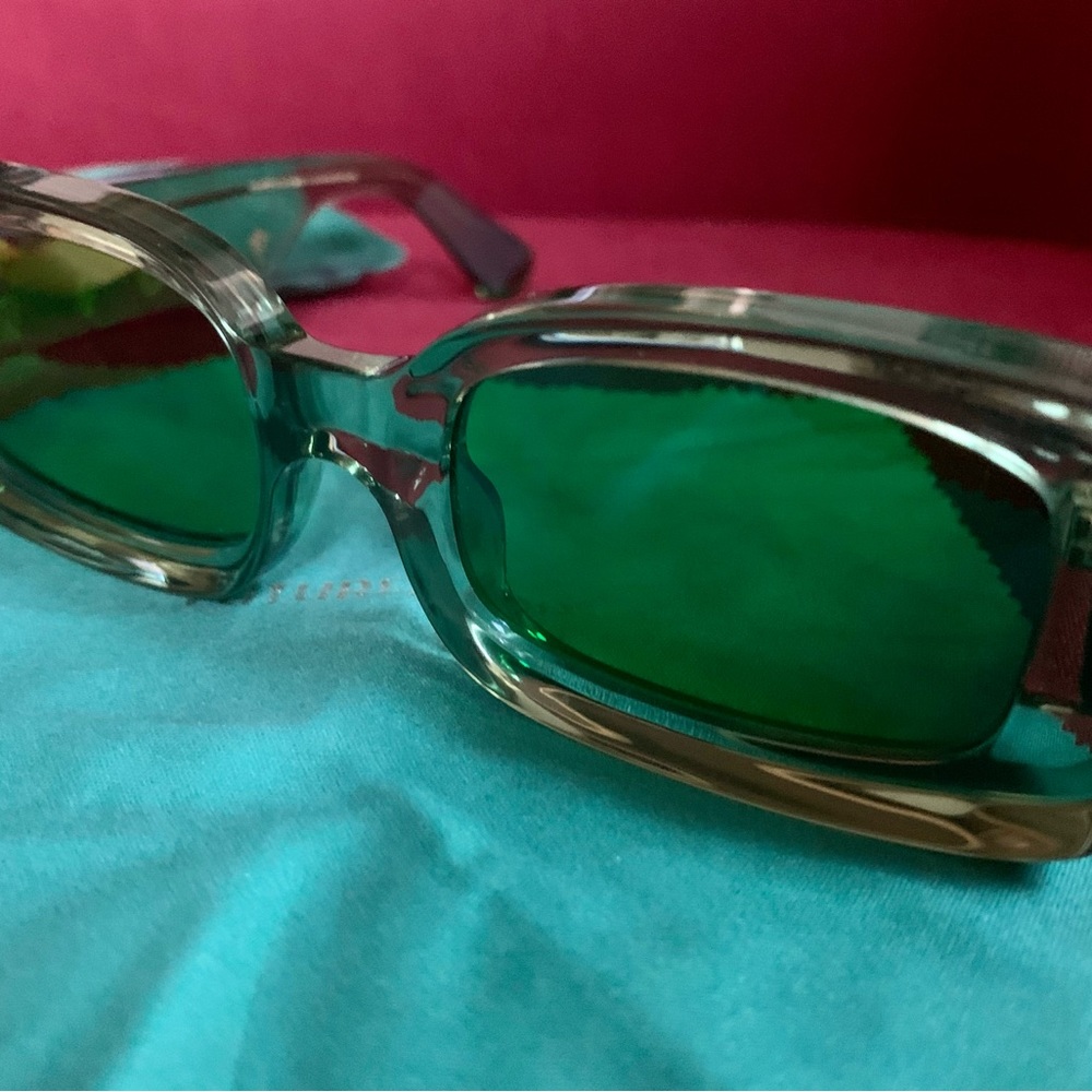 NEW Future Mood Sunglasses 😎